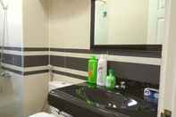 Toilet Kamar Scenic Valley Luxury 2BR SW Pool 07th