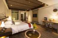 Kamar Tidur Sunforest Resort Hotel