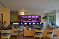 Bar, Cafe and Lounge Apartment Carola B 711 at Pico de Loro