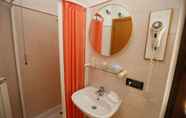 Toilet Kamar 7 Al Casolare