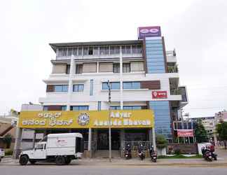 Bangunan 2 Hotel Pc Residency