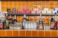 Bar, Cafe and Lounge La Maison Volver