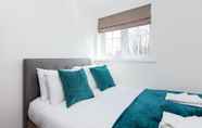 Kamar Tidur 5 Bluestone Apartments - Harvard