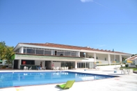 Swimming Pool Hotel Albatros