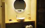 Toilet Kamar 5 Hotel Boutique Palacio Ico