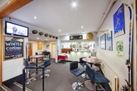 Bar, Cafe and Lounge Arlberg Hotel Mount Buller