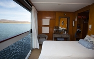 Bedroom 7 Shayamanzi Houseboats