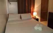 Kamar Tidur 6 Zenith Inn & Resto Bar