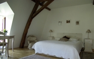 Bedroom 2 La Bastide du Roy