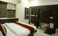 Bedroom 6 Comfort Rooms New Delhi Railway Station