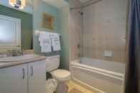 In-room Bathroom Yorkville Fantasy Yonge & Bloor 2BR 2BT