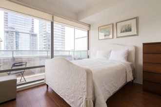 Bedroom 4 Yorkville Fantasy Yonge & Bloor 2BR 2BT