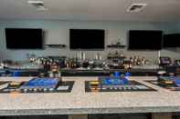 Bar, Kafe, dan Lounge Studio 6 Mccarran, NV - Sparks - Tahoe - Reno Industrial Center