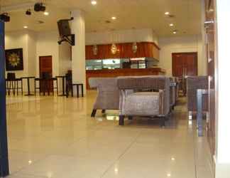 Lobi 2 Paddy's Hotel & Apartments