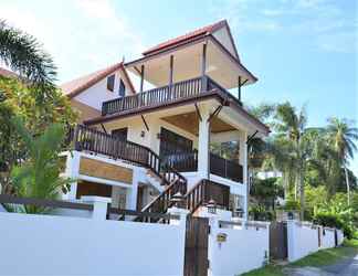 Bên ngoài 2 Amintra 4 Villa for rent Koh Lanta