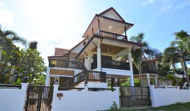 Exterior 4 Amintra 4 Villa for rent Koh Lanta