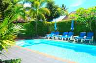 Swimming Pool Baan Rosa