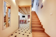 Lobi Arsenale Loft