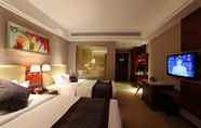 Bedroom 3 Wuhan Tianchimel Hotel