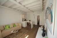 Common Space Suite Home Trani