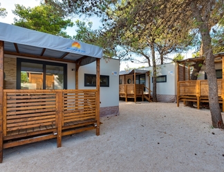 Exterior 2 Croatia Camp Mobile Homes Vodice