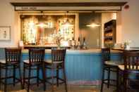 Bar, Cafe and Lounge Saracens Head