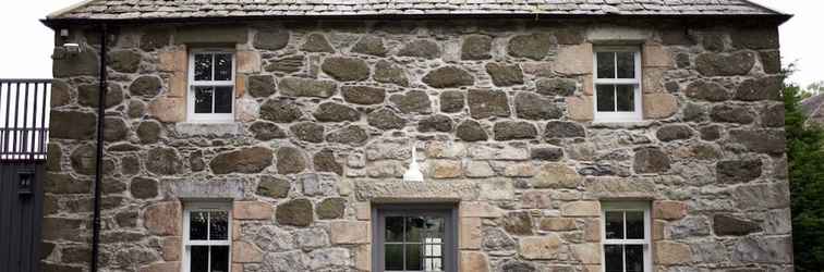 Exterior The Lodges at Barra Castle