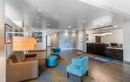 Lobby 4 Sleep Inn & Suites Denver International Airport