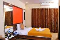 Bedroom Aakash Hotel