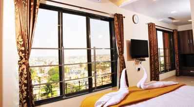 Bedroom 4 Aakash Hotel