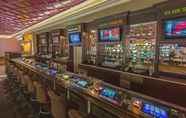 Bar, Cafe and Lounge 6 Wendover Nugget Hotel & Casino by Red Lion Hotels