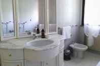 In-room Bathroom B&B Corte SV4