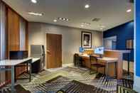 Functional Hall Holiday Inn Express & Suites Findlay North, an IHG Hotel