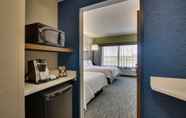 Bedroom 6 Holiday Inn Express & Suites Findlay North, an IHG Hotel