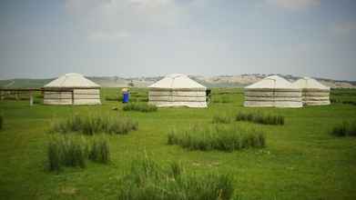 พื้นที่สาธารณะ 4 Xanadu yurts