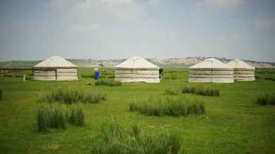 Ruang untuk Umum 4 Xanadu yurts
