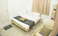 Kamar Tidur 4 Travelers Little House 2