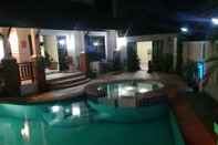 Swimming Pool 4 Bedroom House & Private Pool Pattaya