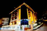 Bangunan Grand Nora Hotel