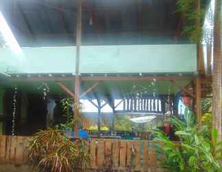 Bangunan 2 Del Mar Home Stay and Cafe