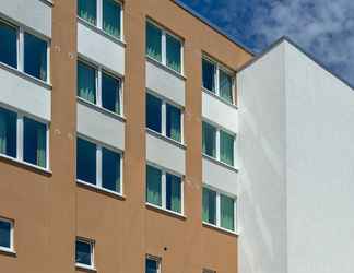 Exterior 2 Campanile Berlin Brandenburg Airport