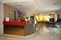 Bar, Kafe, dan Lounge Hotel Riposo