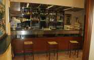 Bar, Cafe and Lounge 3 Albergo Vittoria