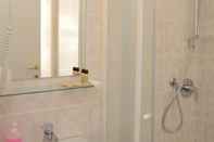 In-room Bathroom Locanda Marita