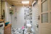 In-room Bathroom Cozy Apartment Best Location 1262