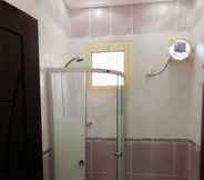 In-room Bathroom 3 Nozol Al Rayis