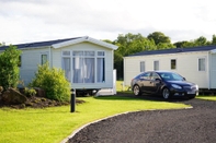 Exterior Linwater Holiday Park