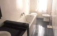 Toilet Kamar 2 B&B Italia