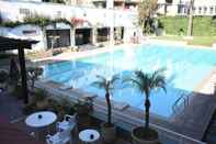 Swimming Pool Hotel Mamora