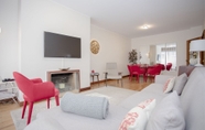 Bedroom 2 Liiiving in Matosinhos- Seaside Delight Apartment